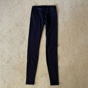 Black Lulu lemon leggings size 2